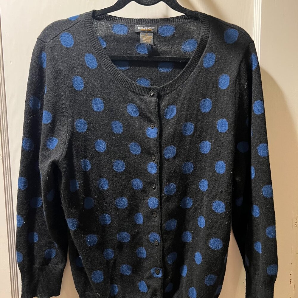 Black cashmere sweater